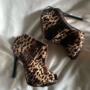 Kenneth Cole animal print ankle boots